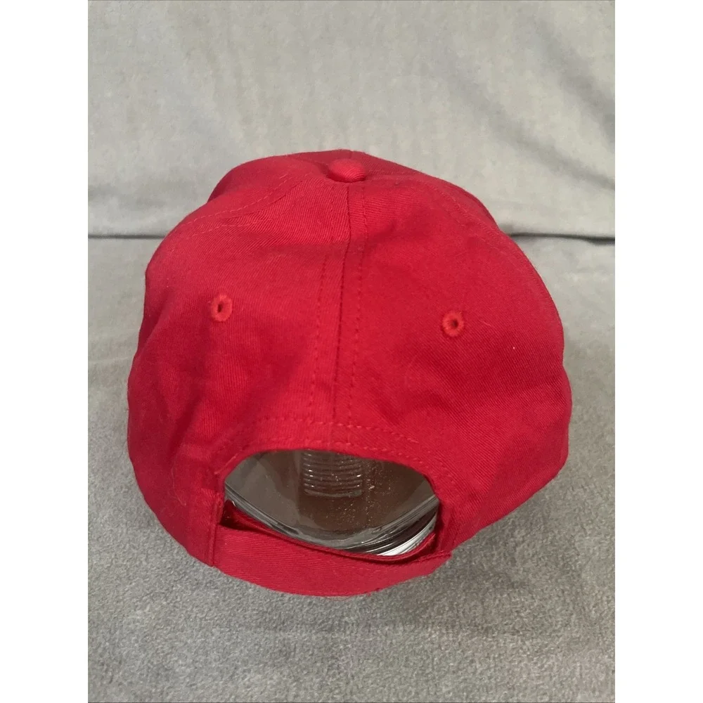 Bigfoot Squatch Social Distancing Red Hat One‎ Size Most Cotton 6 Panel Cap